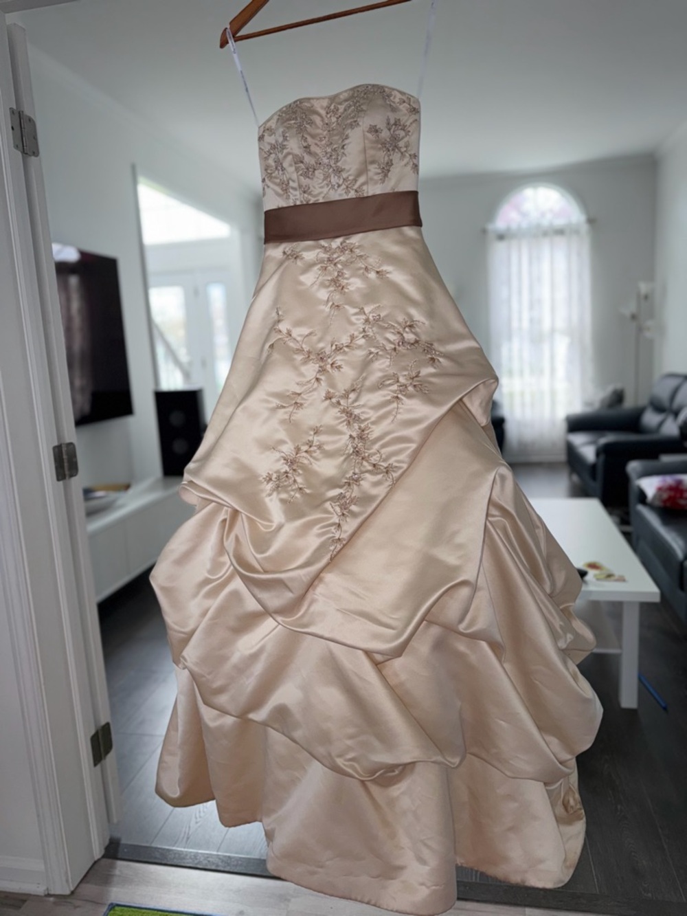 Oleg Cassini Wedding Gown